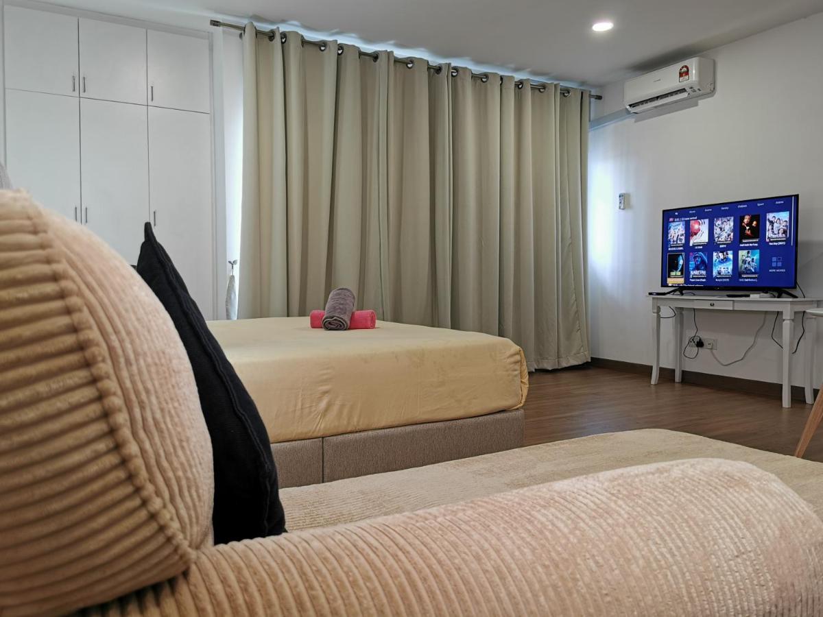 Apple Home 2 At Menara Simfoni, King Size Bed, Cheras, Nexflix, Wifi, Parking Seri Kembangan Bagian luar foto