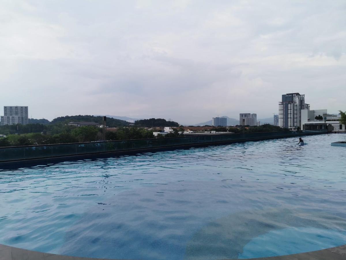 Apple Home 2 At Menara Simfoni, King Size Bed, Cheras, Nexflix, Wifi, Parking Seri Kembangan Bagian luar foto