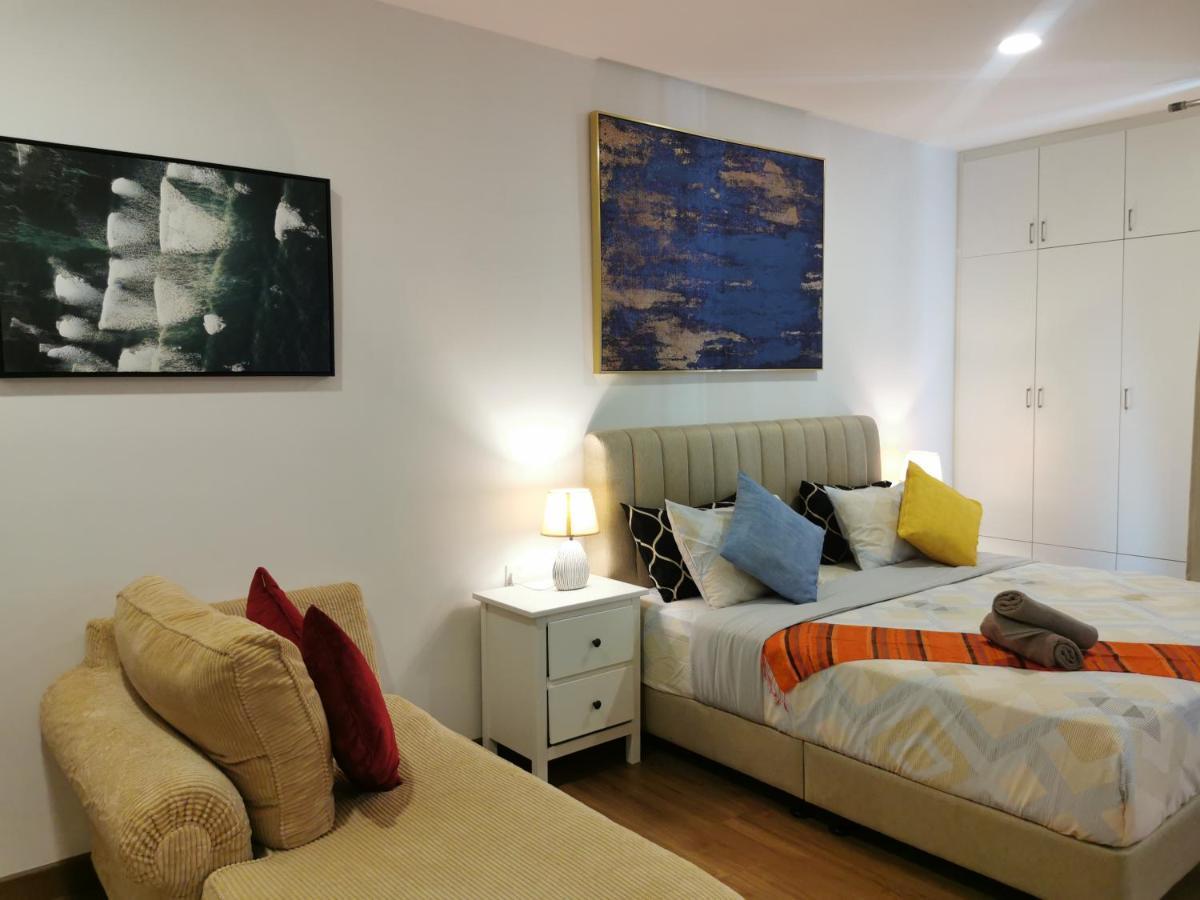 Apple Home 2 At Menara Simfoni, King Size Bed, Cheras, Nexflix, Wifi, Parking Seri Kembangan Bagian luar foto